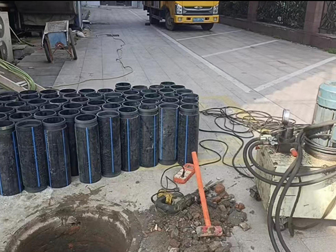 舟曲PE置换管厂家 DN315置换管 非开挖管短管置换