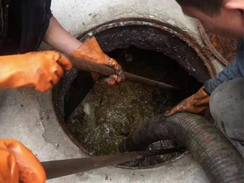 舟曲清理化粪池时如何避免沼气的危害?